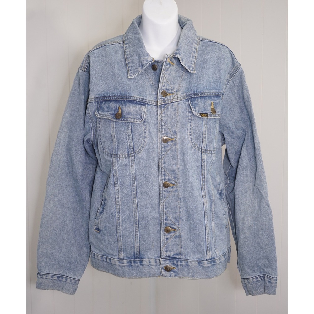 Lee Size Medium Light Wash Blue Denim Trucker Jacket LM45128